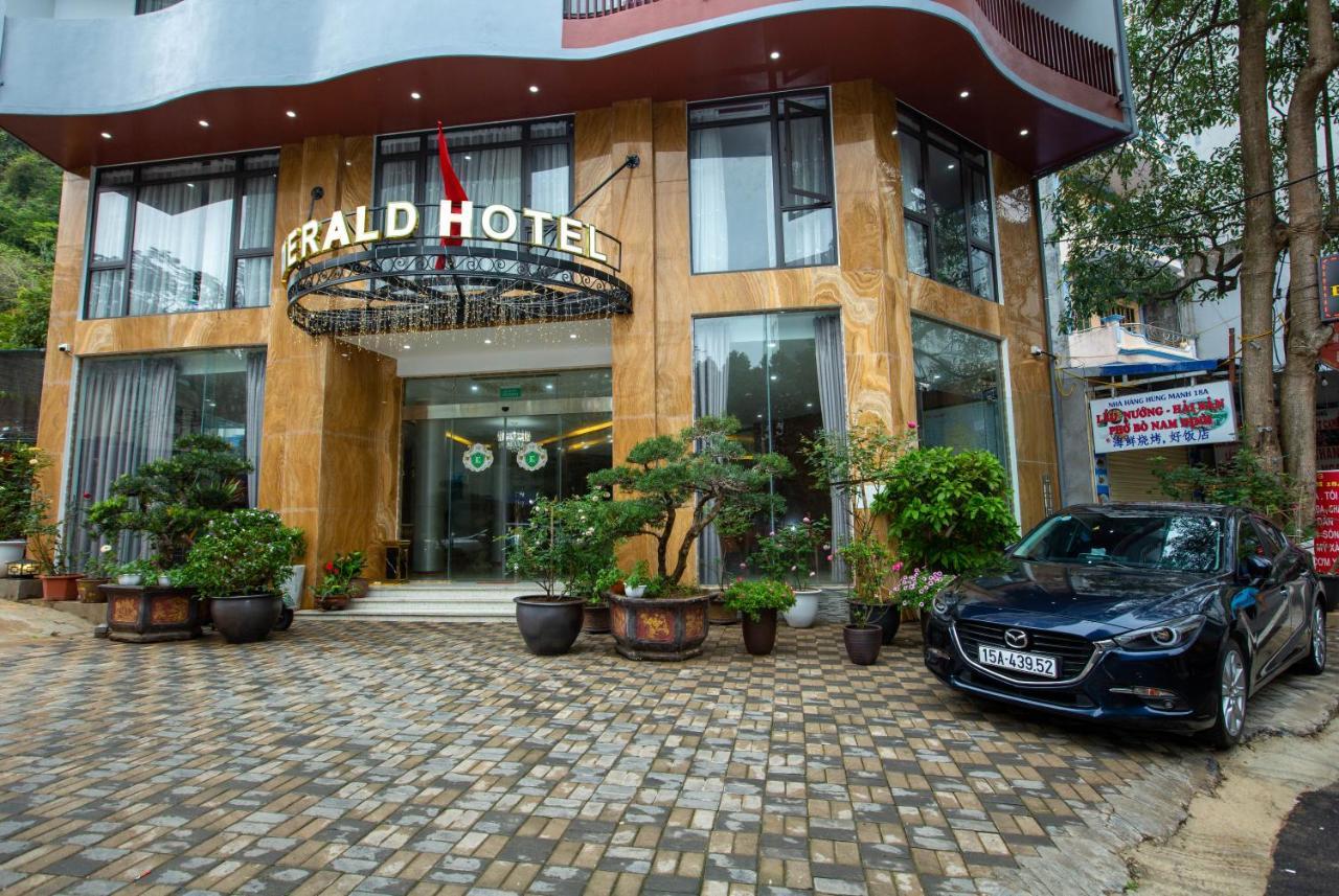 Emerald Hotel Cat Ba Dong Khe Sau エクステリア 写真