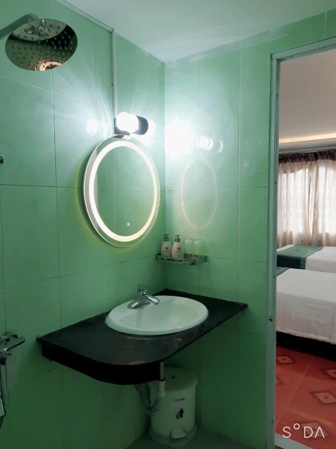 Emerald Hotel Cat Ba Dong Khe Sau エクステリア 写真