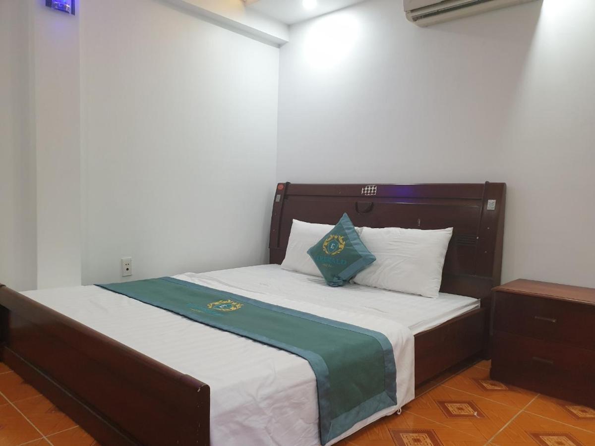 Emerald Hotel Cat Ba Dong Khe Sau エクステリア 写真